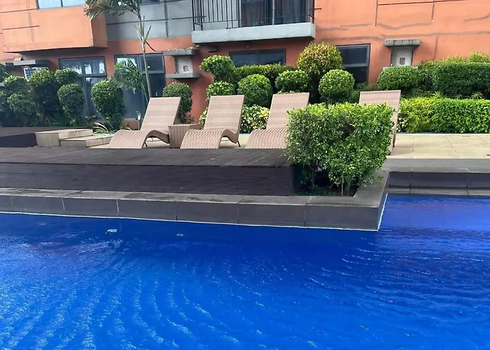 Wanderc Cozy Place Staycation Manila