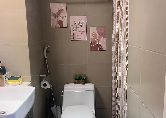 Portovita Towers Studio Apartment 3* Manila